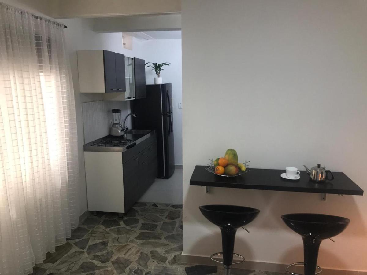 Vip Apartasuites Rosales Medellin Luaran gambar
