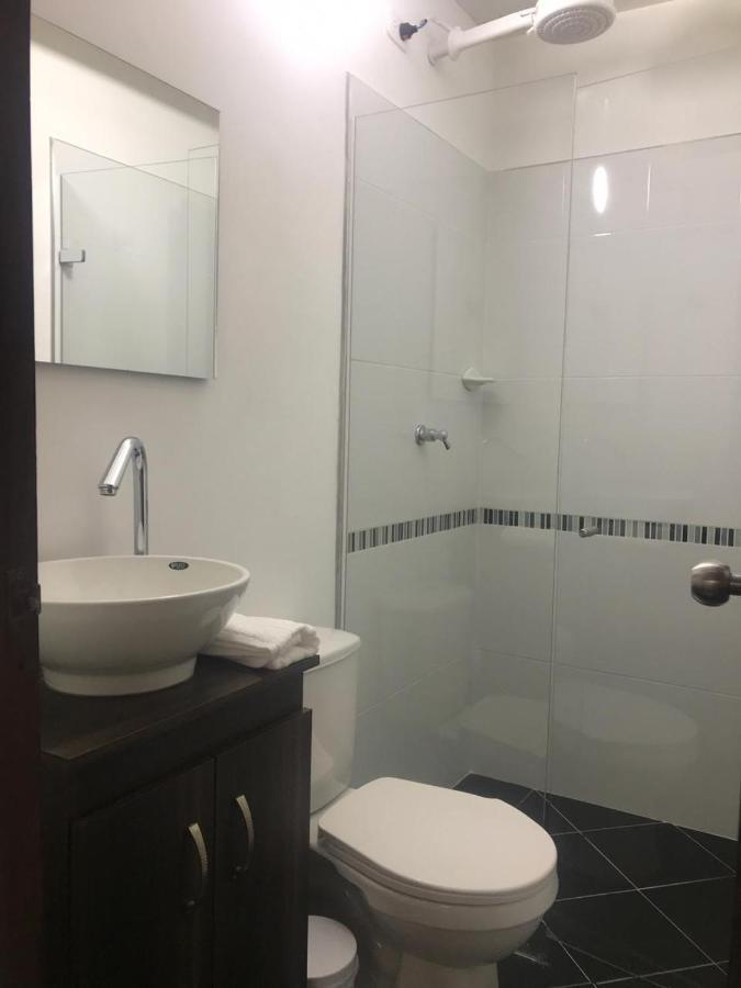 Vip Apartasuites Rosales Medellin Luaran gambar