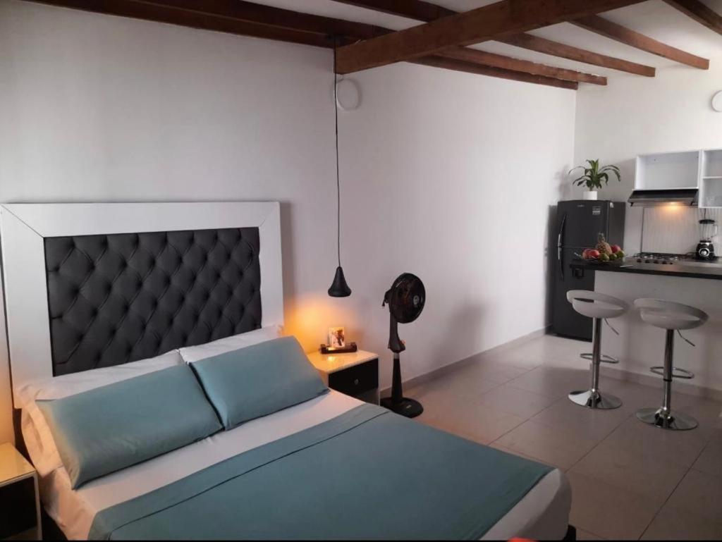 Vip Apartasuites Rosales Medellin Luaran gambar