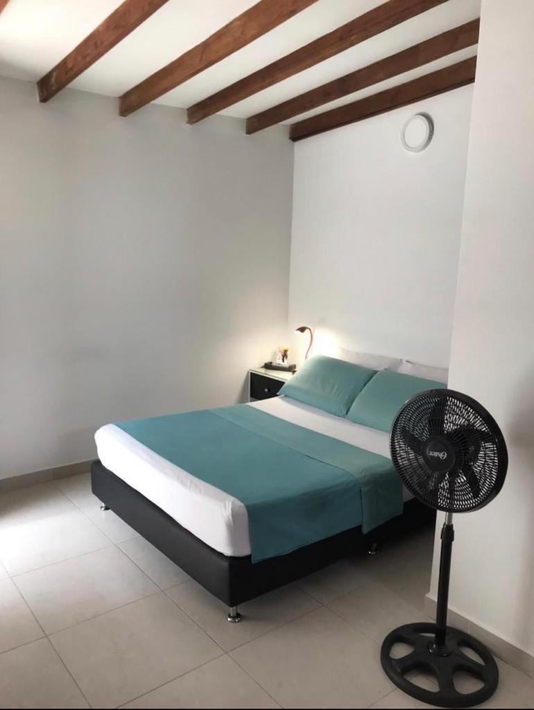 Vip Apartasuites Rosales Medellin Luaran gambar