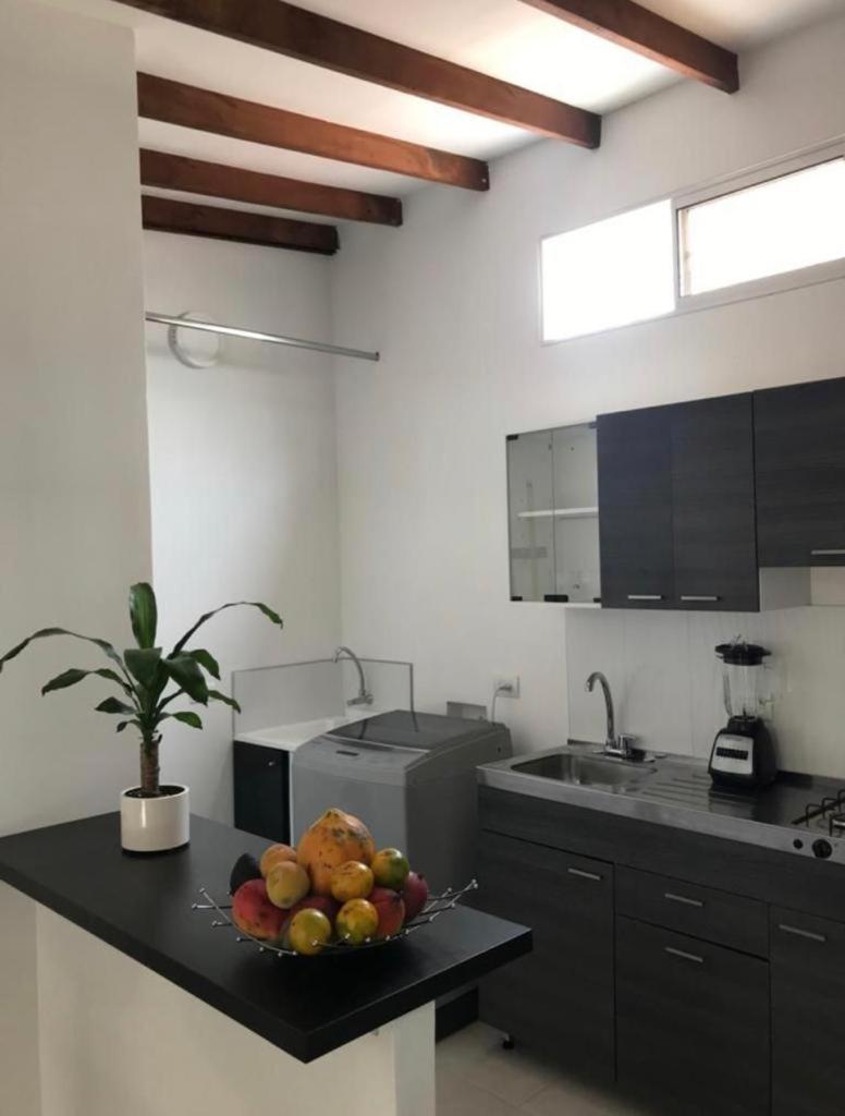 Vip Apartasuites Rosales Medellin Luaran gambar